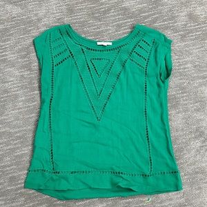 Lightweight green top